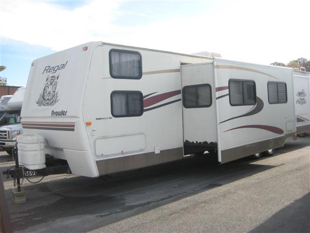 2004 Fleetwood Prowler Regal